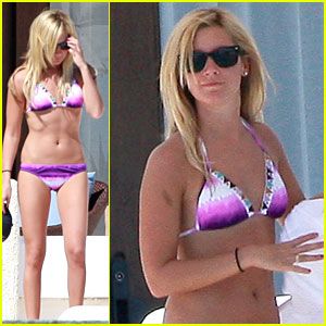 ashley-tisdale-bikini-babe.jpg