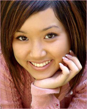 brenda_song_-_jonas_and_gomez_fuel_romance_rumours.jpg