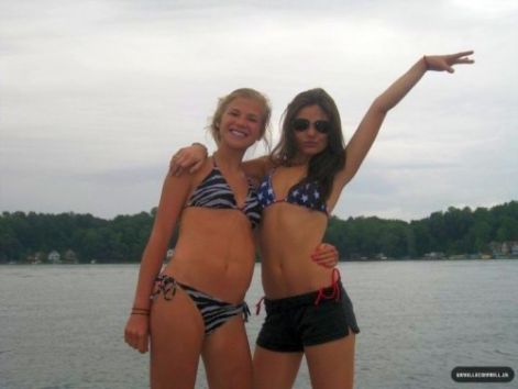 danielle-campbell-bikini.jpg