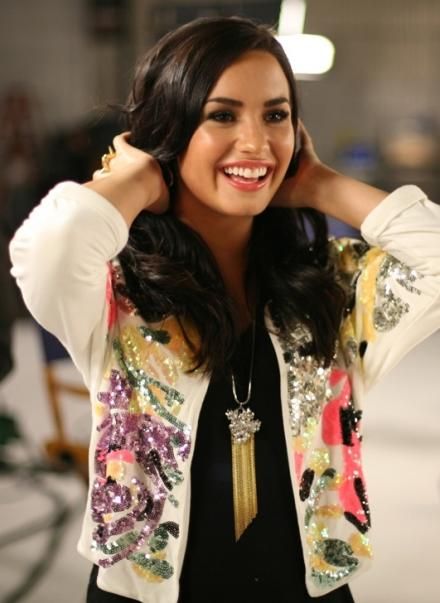 demi-lovato-americas-next-top-model.jpg
