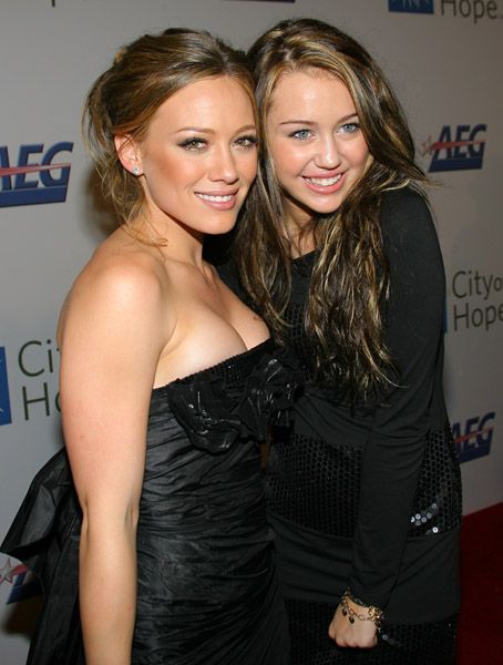 hilary_duff_miley_cyrus.jpg