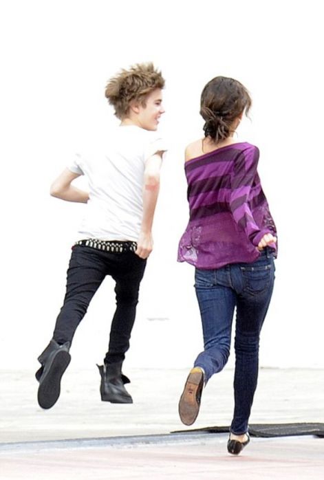 justin-bieber-and-selena-gomez-dating.jpg