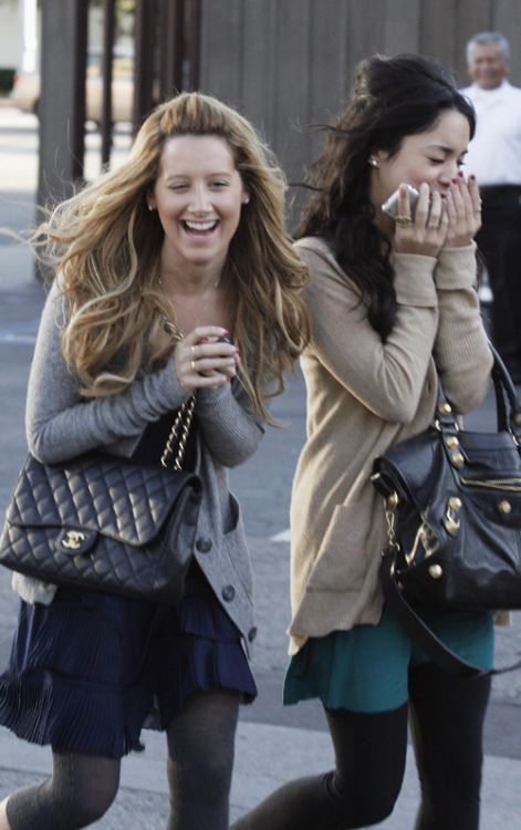 laughing-ash-and-v.jpg