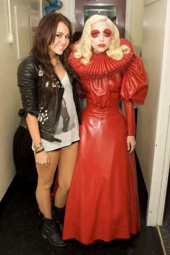 miley-cyrus-lady-gaga.jpg