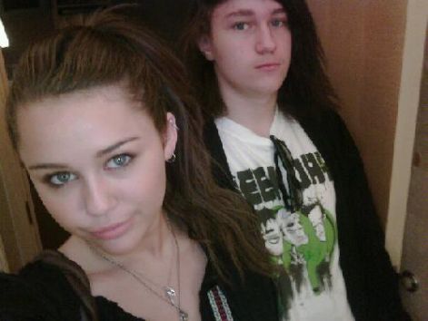 miley_es_braison_cyrus.jpg
