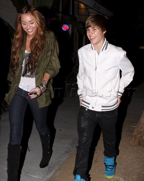 mileyjustinu.jpg