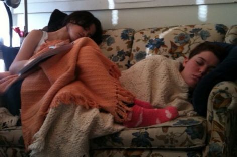 selena-gomez-sleeping.jpg