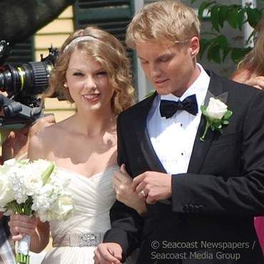 taylor-swift-wedding-photos.jpg taylor-swift-wedding-photos.jpg